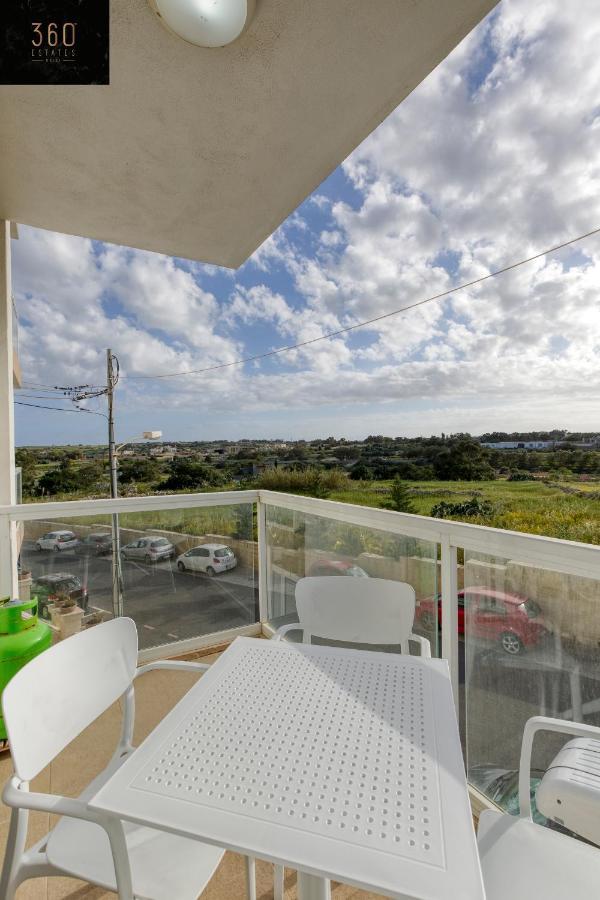 Stunning 3Br W/Country View Apartment In M'Scalak By 360 Estates Marsaskala Exterior foto